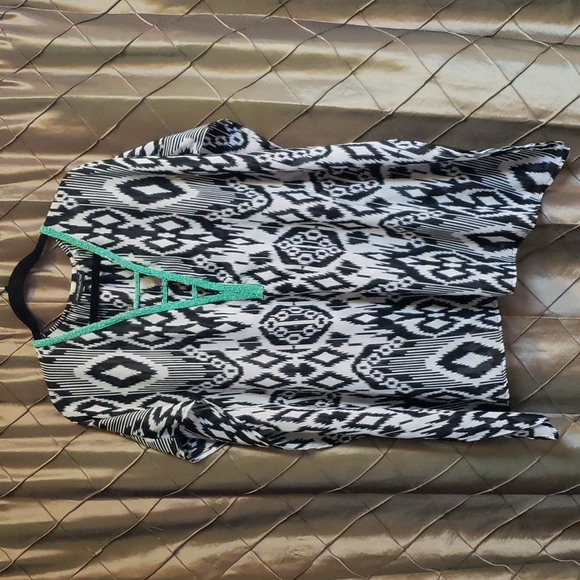 🦋4 for $20, or as marked. EUC- Club Z Collection Swim Cover/Caftan - Picture 2 of 5